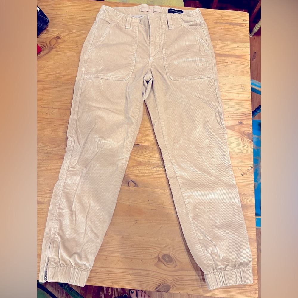 Banana Republic tan corduroy joggers
